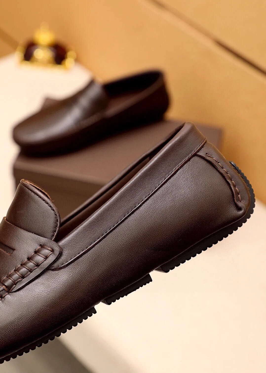 Men's Men's Shoes 💰: 460 💰💐 BV Men's Slip-on Shoes® [BOTTEGA VENETA] Official website counter new model, one-to-one mold opening ⚠Italian calfskin ➕Embossed ➕Cow 🐂 leather lining. Driving slip-ons, available at counters, sizes 38～44 (45🉑️customized)